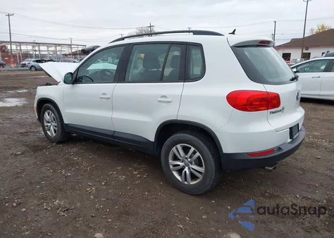 2016 Volkswagen Tiguan S z USA, uszkodzony, nr VIN WVGBV7AX1GW525909
